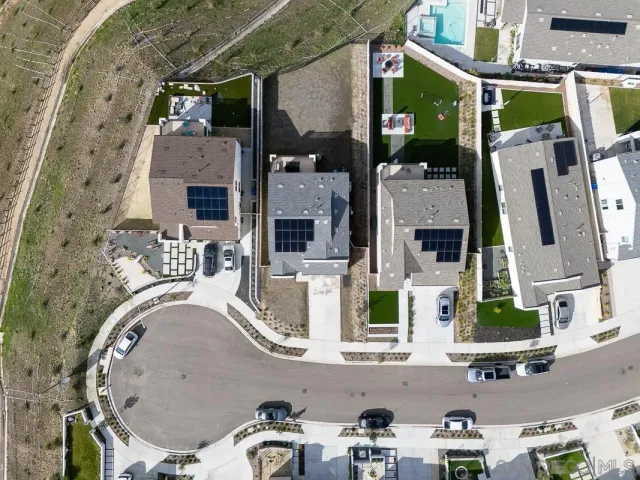 $970,000 | 316 Canter Court, Fallbrook, CA 92028