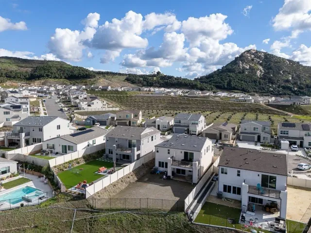 $970,000 | 316 Canter Court, Fallbrook, CA 92028