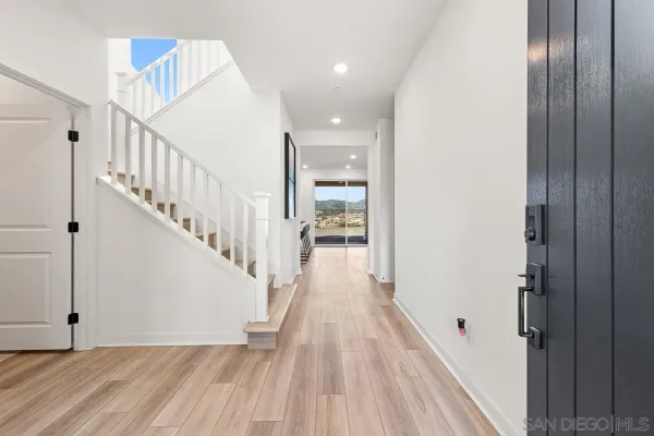 $963,000 | 316 Canter Court, Fallbrook, CA 92028