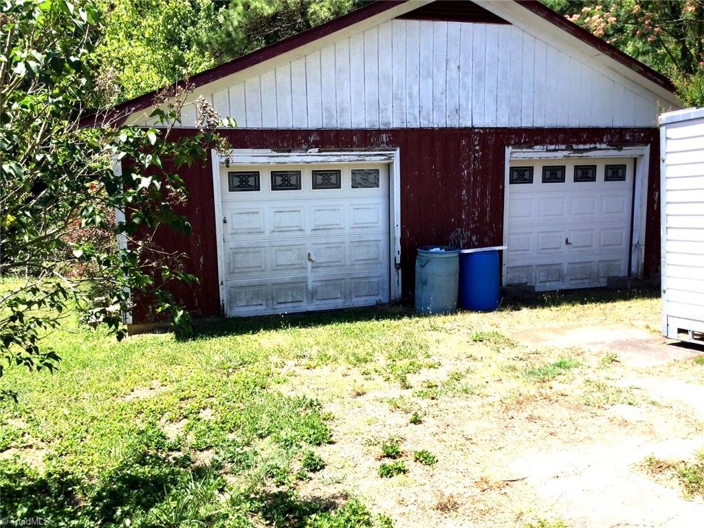 44 Sutton Road Louisburg, NC 27549 - Photo 5 of 40