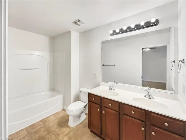 $275,000 | 4832 Old Towne Village Circle, Pfafftown, NC 27040