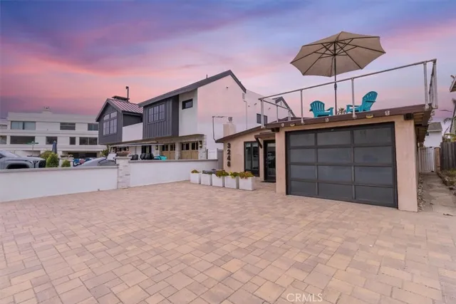 $1,500,000 | 3248 Ocean Drive, Oxnard, CA 93035