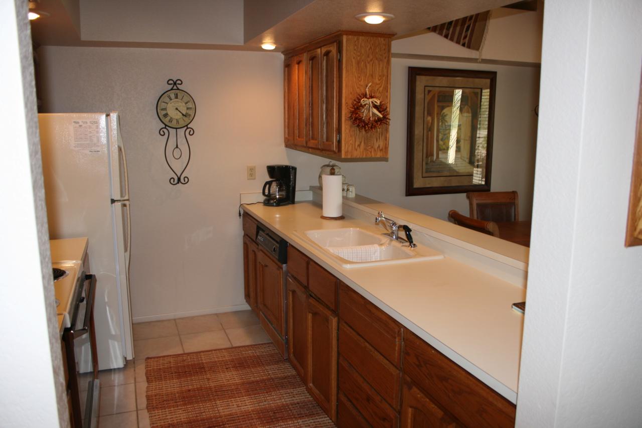 25609 Forest Road, Unit 6 Rio Verde, AZ 85263 - Photo 5 of 6 Kitchen