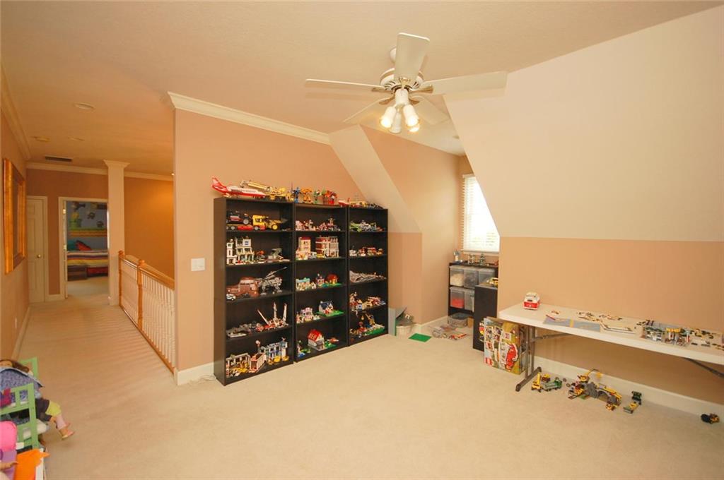 10105 Quaker Ridge Court Fishers, IN 46037 - Photo 13 of 24 Gallery Image 13