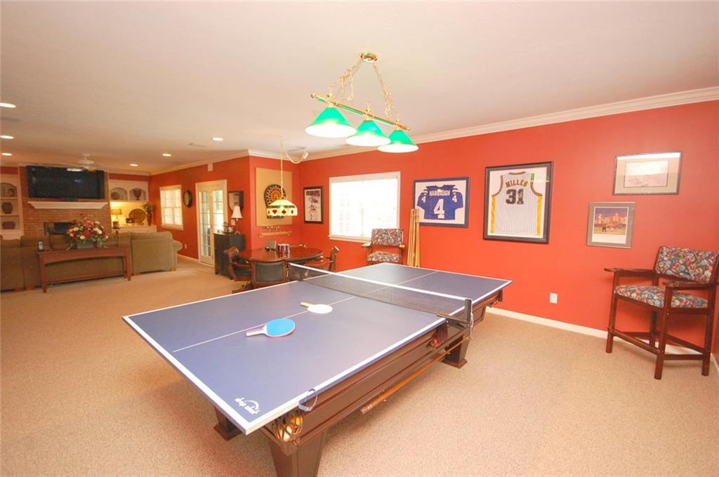 10105 Quaker Ridge Court Fishers, IN 46037 - Photo 17 of 24 Gallery Image 17