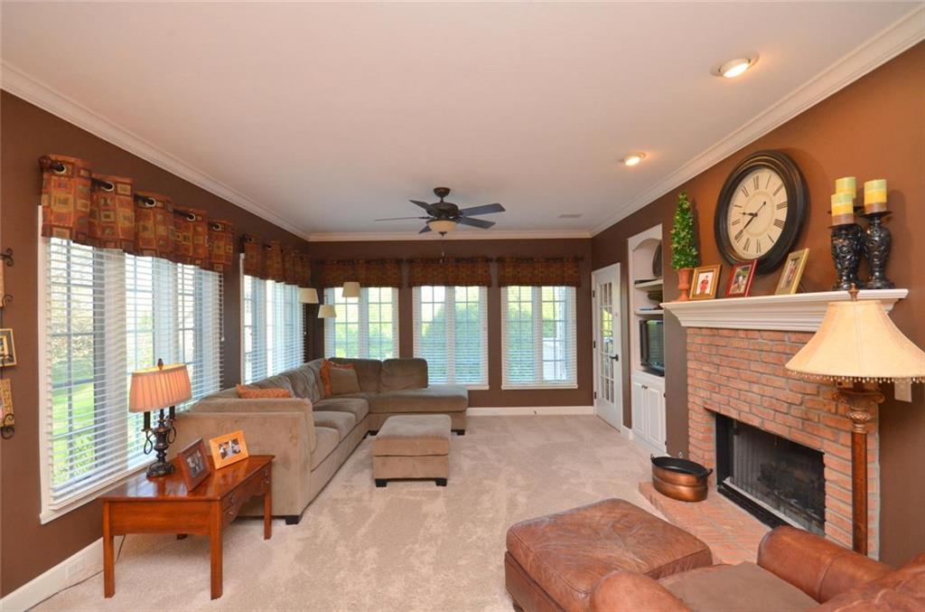 10105 Quaker Ridge Court Fishers, IN 46037 - Photo 4 of 24 Gallery Image 4