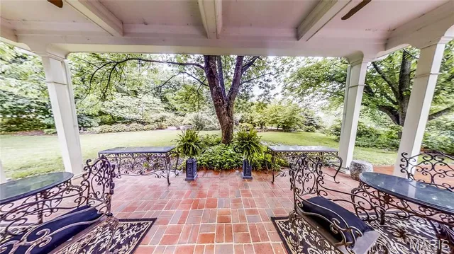 $775,000 | 16093 Highway West, Clarksville, MO 63336