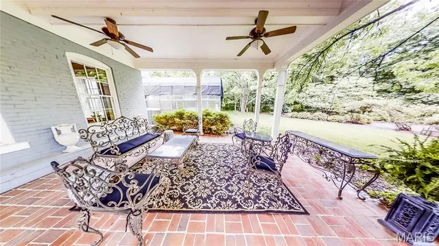 $775,000 | 16093 Highway West, Clarksville, MO 63336