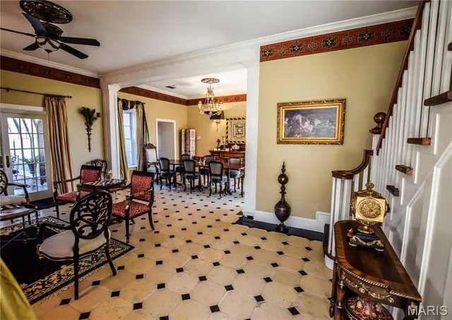 $775,000 | 16093 Highway West, Clarksville, MO 63336