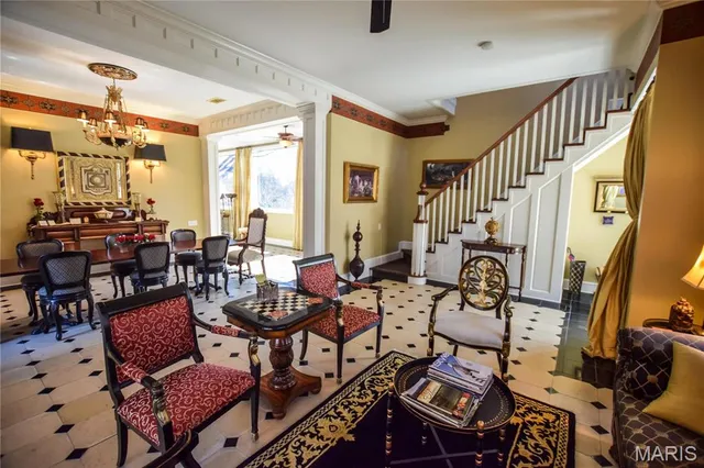 $775,000 | 16093 Highway West, Clarksville, MO 63336