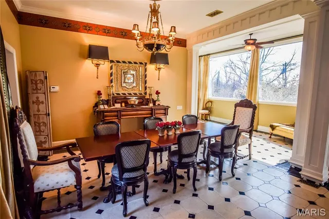 $775,000 | 16093 Highway West, Clarksville, MO 63336