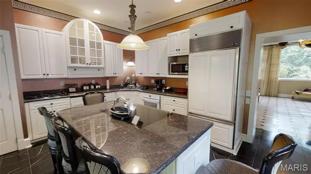 $775,000 | 16093 Highway West, Clarksville, MO 63336