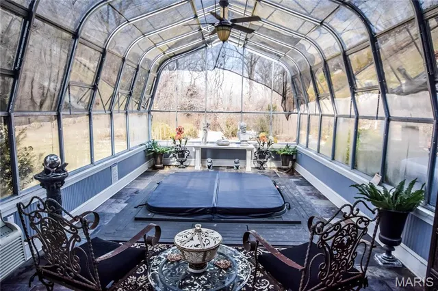 $775,000 | 16093 Highway West, Clarksville, MO 63336