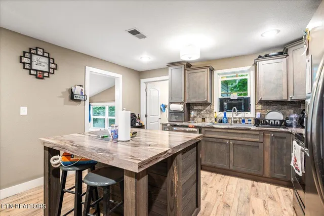 $214,700 | 265 Grape Rough Road, Oneida, TN 37841