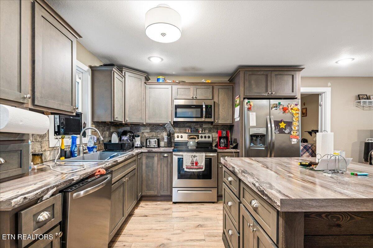 265 Grape Rough Road Oneida, TN 37841 - Photo 18 of 35 12-Grape Rough