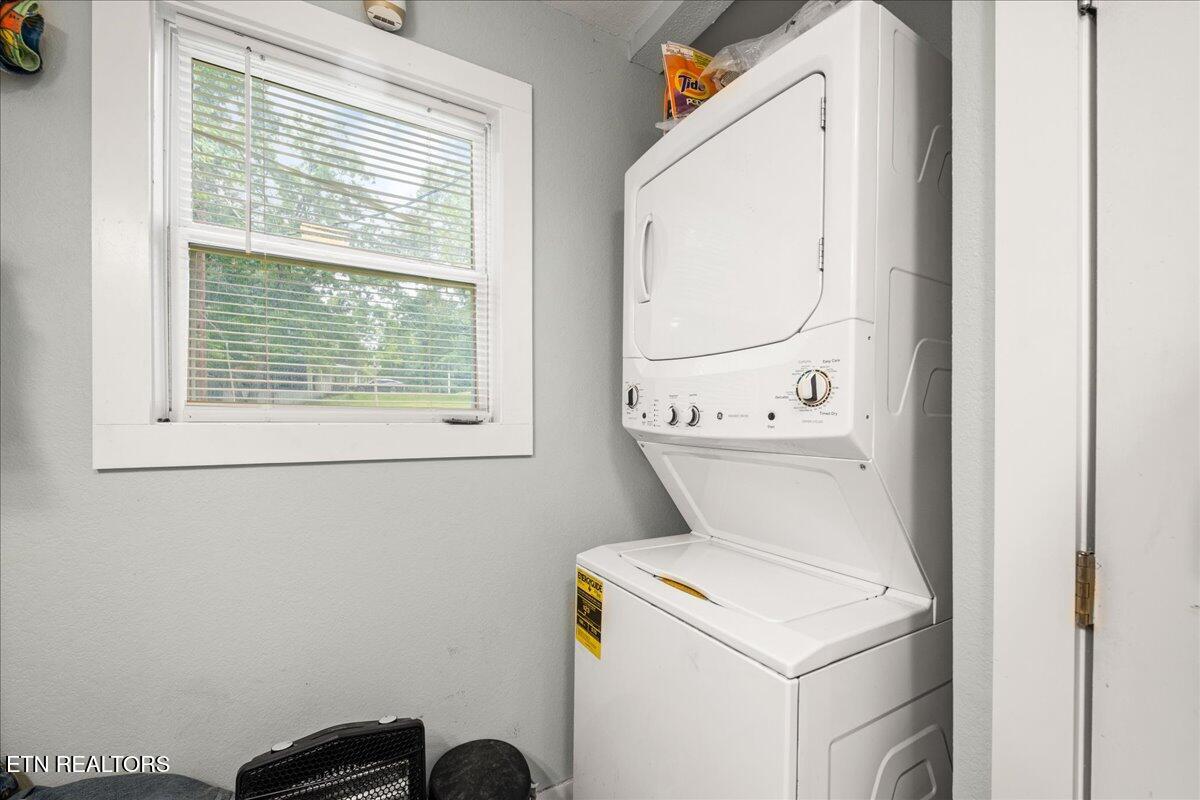 265 Grape Rough Road Oneida, TN 37841 - Photo 29 of 35 21-Grape Rough