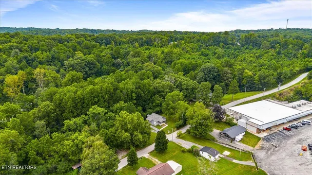 $214,700 | 265 Grape Rough Road, Oneida, TN 37841