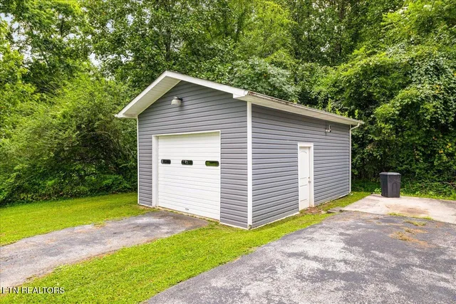 $214,700 | 265 Grape Rough Road, Oneida, TN 37841