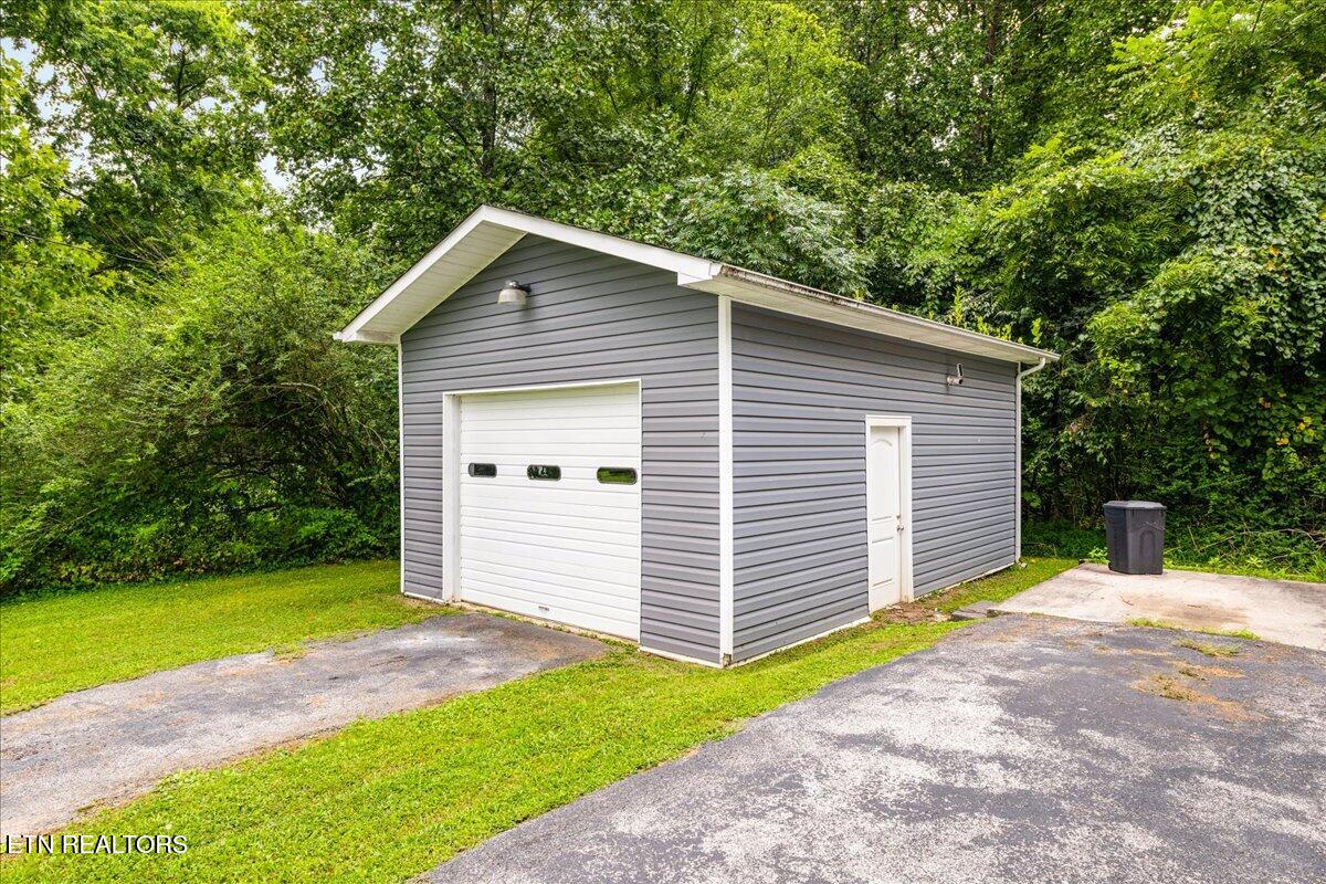 265 Grape Rough Road Oneida, TN 37841 - Photo 4 of 35 35-Grape Rough