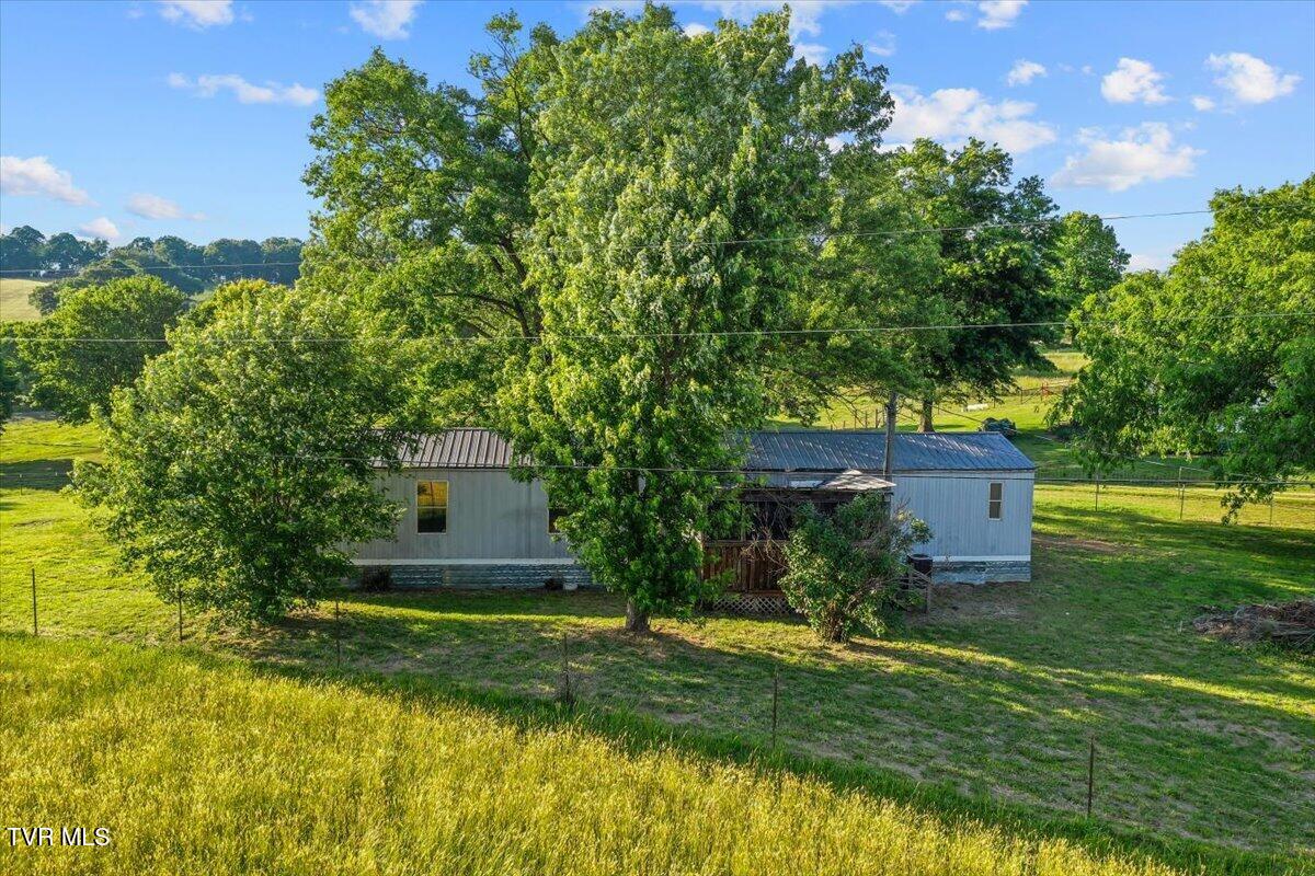 762 Milburnton Road Limestone, TN 37681 - Photo 3 of 31 04-Outside Back