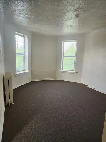 $1,100 | 6527 South Kimbark Avenue, Unit 4F, Chicago, IL 60637