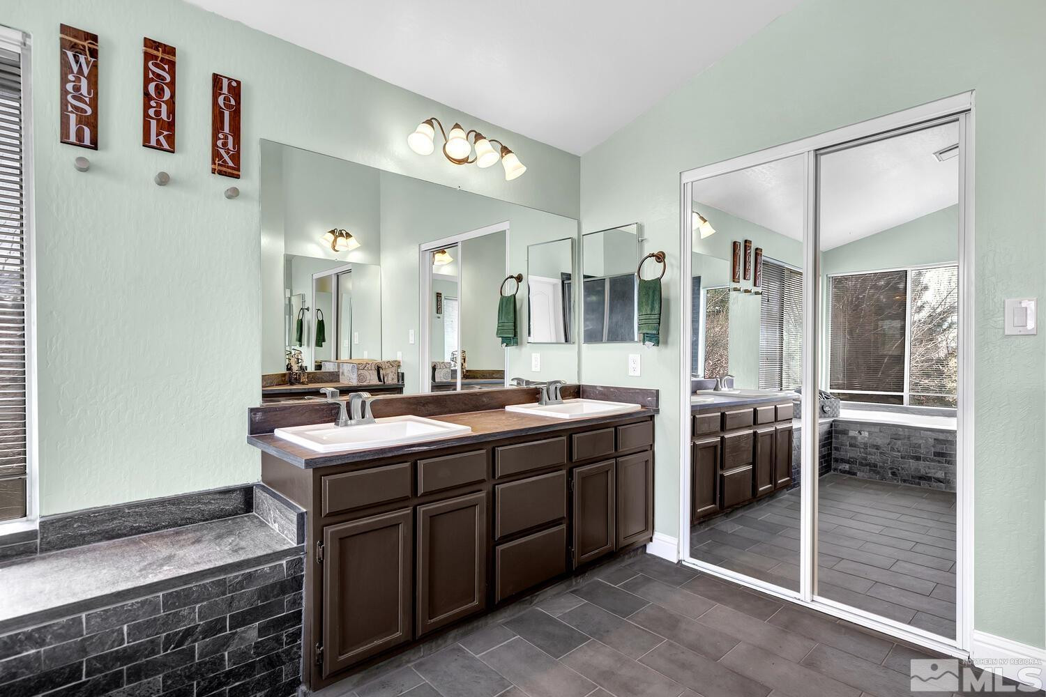 1828 Countryside Avenue Reno, NV 89523 - Photo 26 of 40 Photo 26