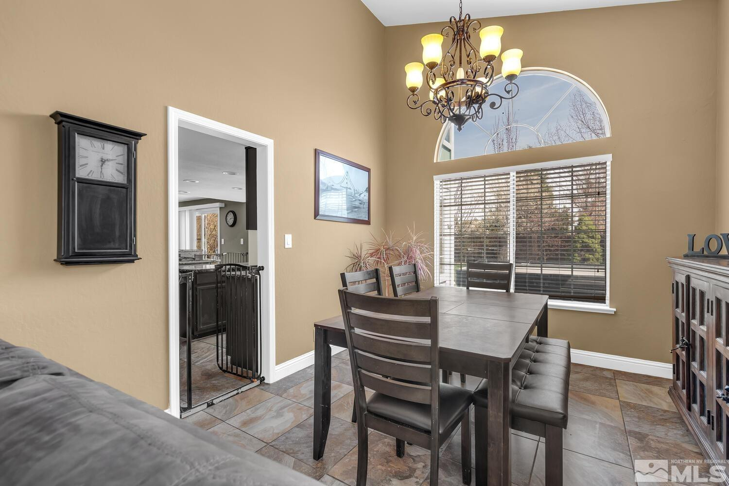1828 Countryside Avenue Reno, NV 89523 - Photo 8 of 40 Photo 8