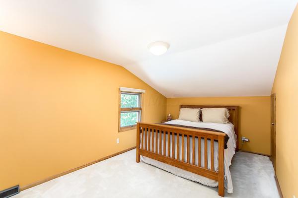 2604 Haverford Road Columbus, OH 43220 - Photo 22 of 40