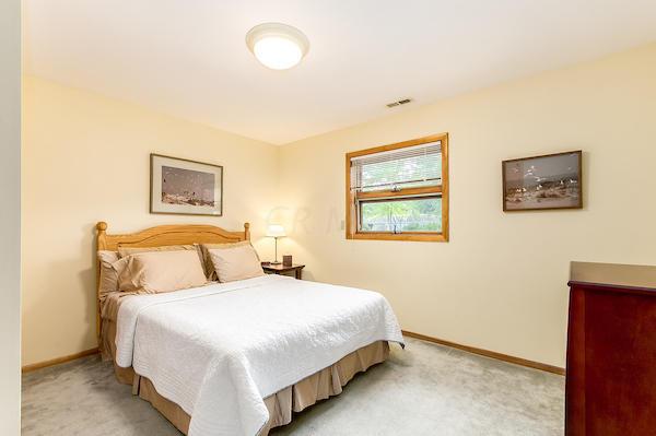 2604 Haverford Road Columbus, OH 43220 - Photo 27 of 40