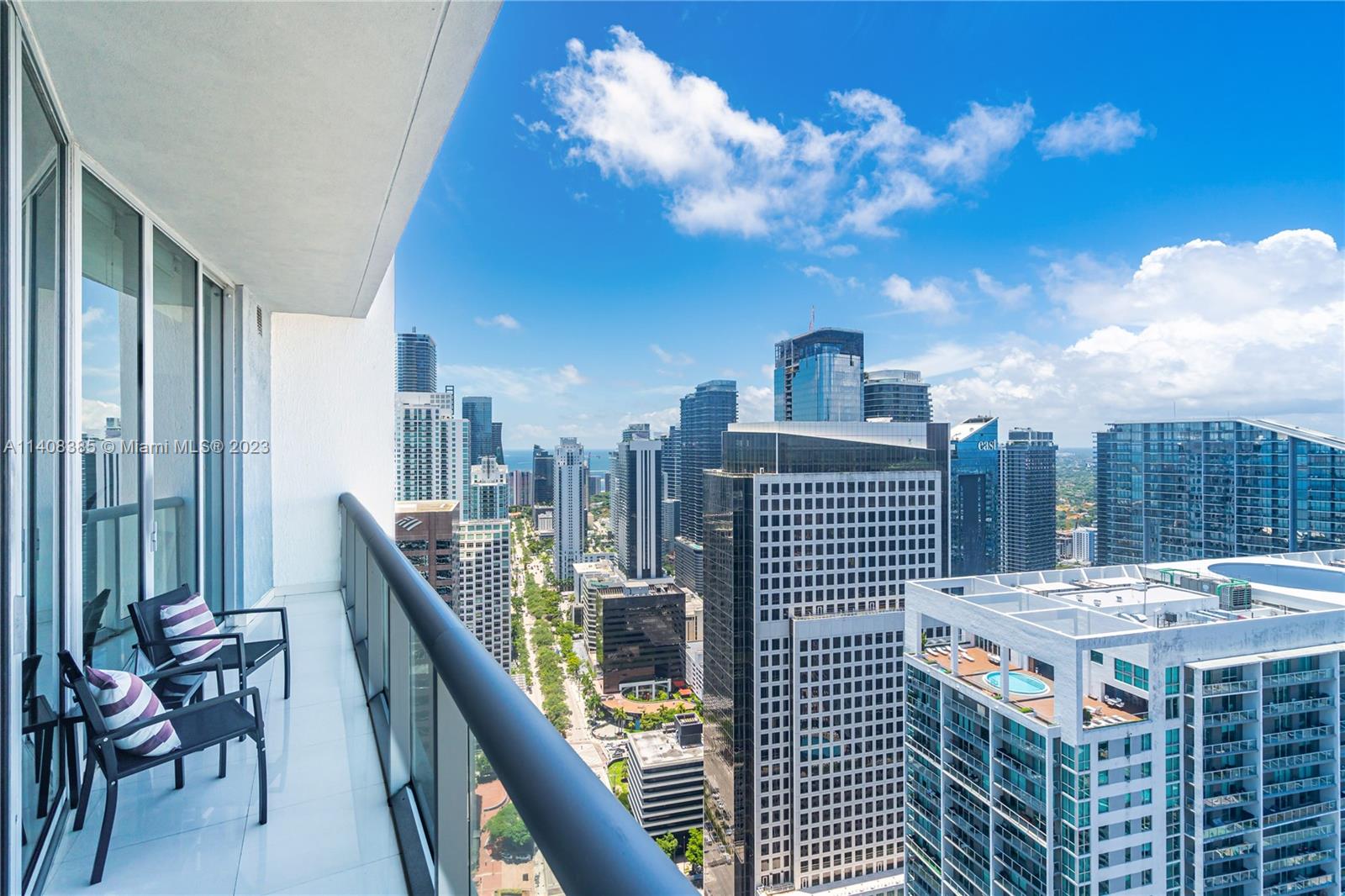 Brickell Miami, FL 33131 - Photo 16 of 25 a view of a balcony with city view