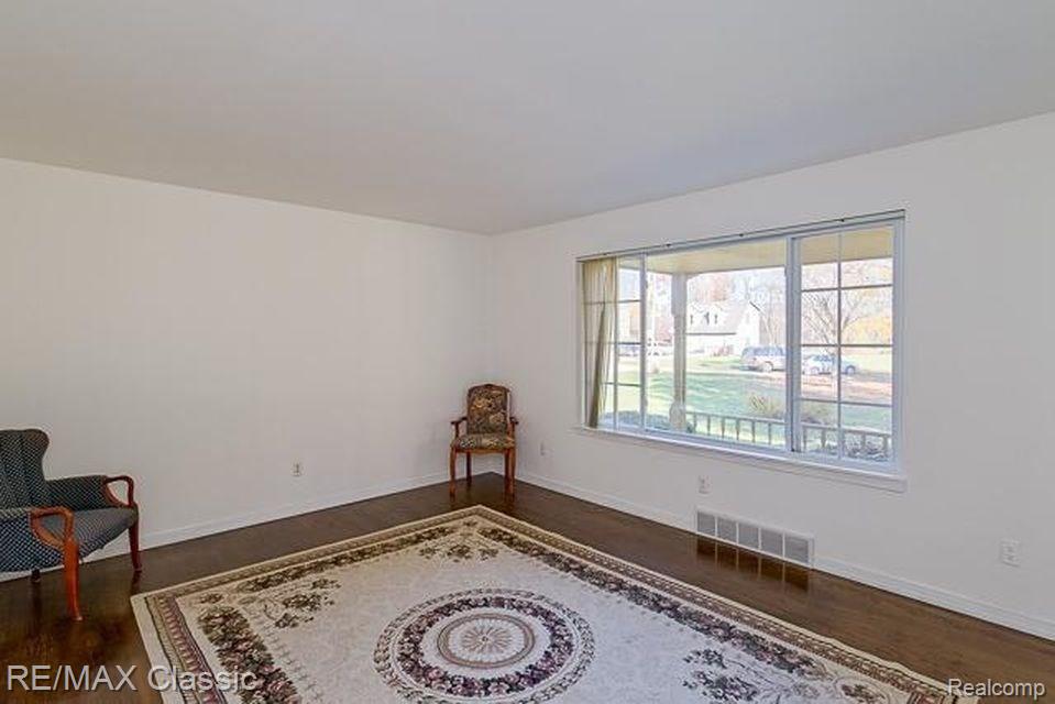 58535 Travis Road New Hudson, MI 48165 - Photo 14 of 21 travis 3.jpg