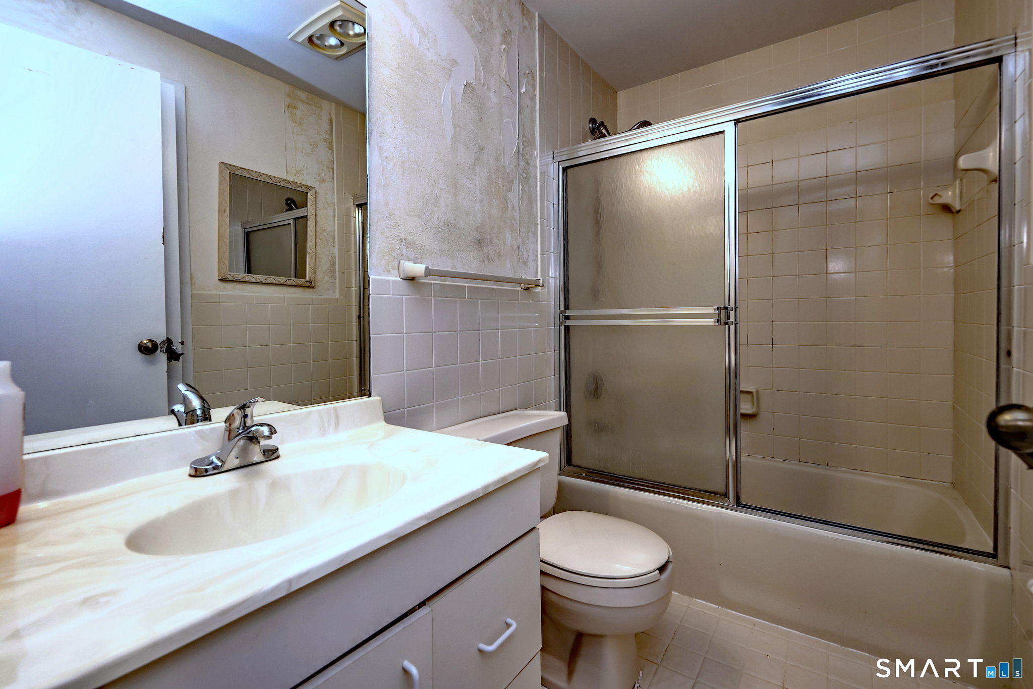 690 Forest Road, Unit 382 West Haven, CT 06516 - Photo 33 of 37