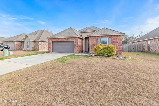 $220,000 | 108 Hunters Hill Drive, Duson, LA 70529