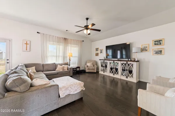 $215,000 | 108 Hunters Hill Drive, Duson, LA 70529