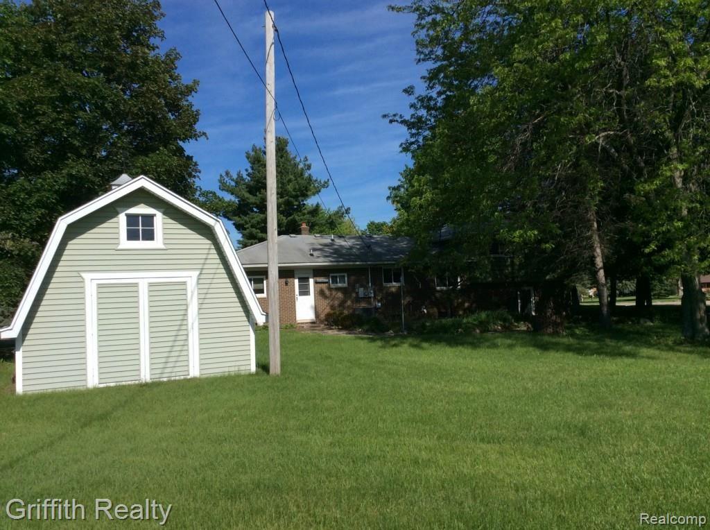 1257 Peavy Road Howell, MI 48843 - Photo 9 of 41 IMG_0301.jpg