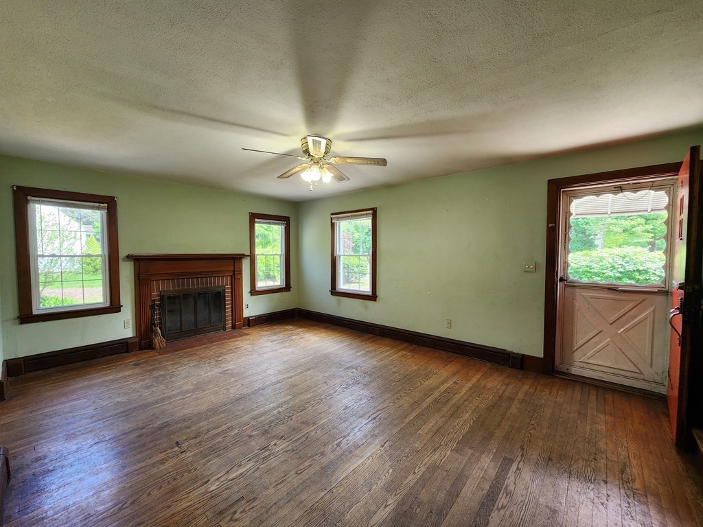 65 Granby Road South Hadley, MA 01075 - Photo 2 of 39 Gallery Image 2