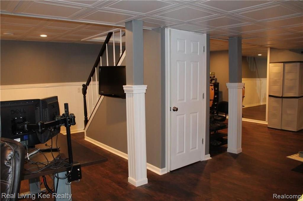 295 Whitney Drive Rochester Hills, MI 48307 - Photo 30 of 42