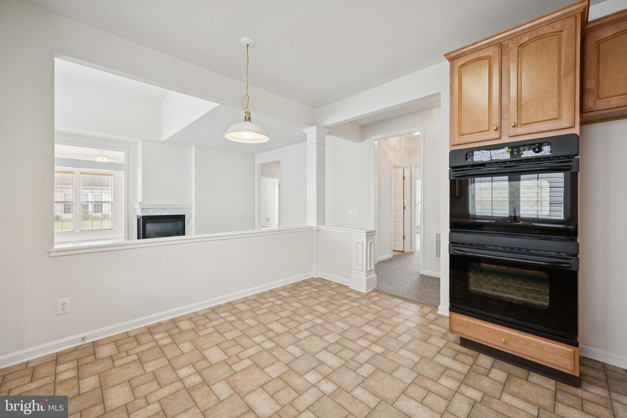 28 Shipps Way Delanco, NJ 08075 - Photo 11 of 28 Kitchen opens to Living Room