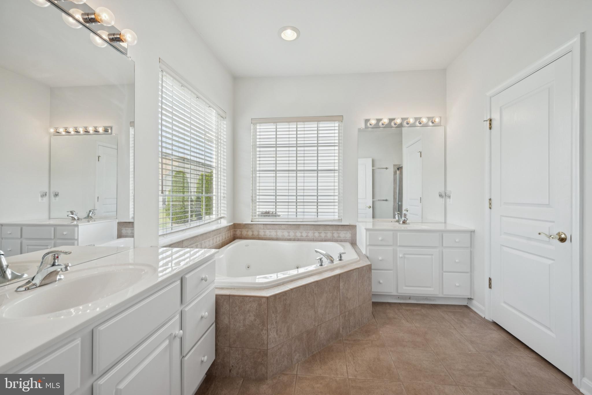 28 Shipps Way Delanco, NJ 08075 - Photo 19 of 28 Ceramic tile floors