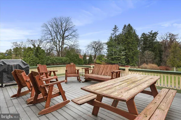 $940,000 | 827 Philadelphia Avenue, Chambersburg, PA 17201