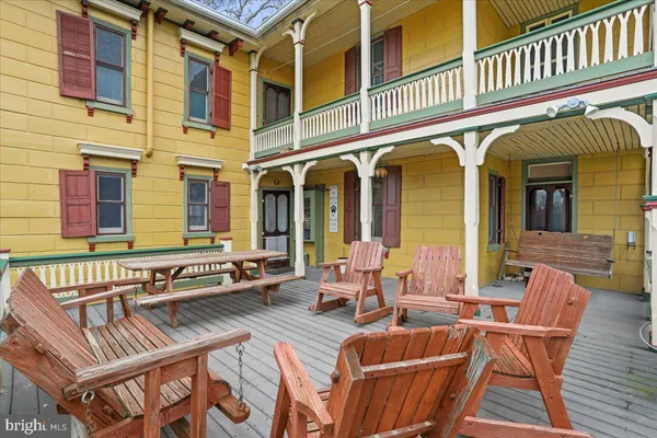 $940,000 | 827 Philadelphia Avenue, Chambersburg, PA 17201