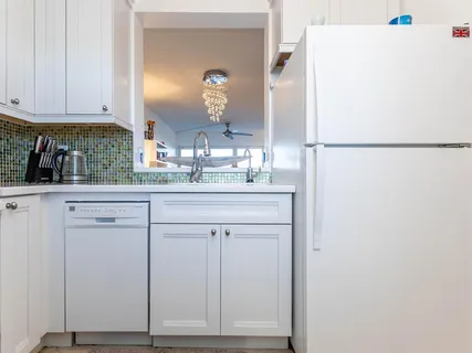 $259,950 | 801 South Federal Highway, Unit 519, Pompano Beach, FL 33062