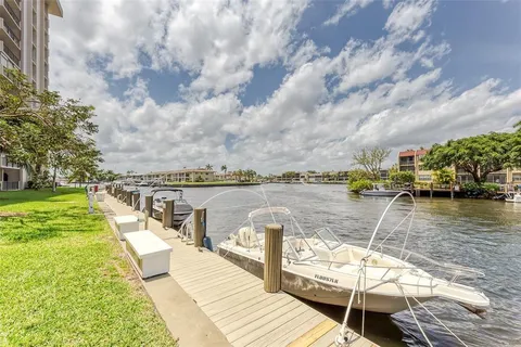 $259,950 | 801 South Federal Highway, Unit 519, Pompano Beach, FL 33062