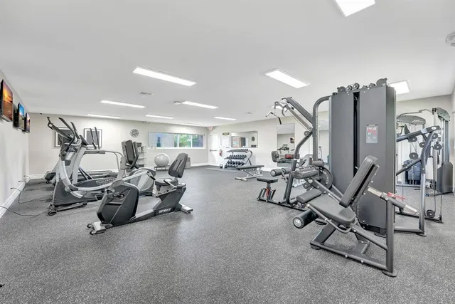 $259,950 | 801 South Federal Highway, Unit 519, Pompano Beach, FL 33062