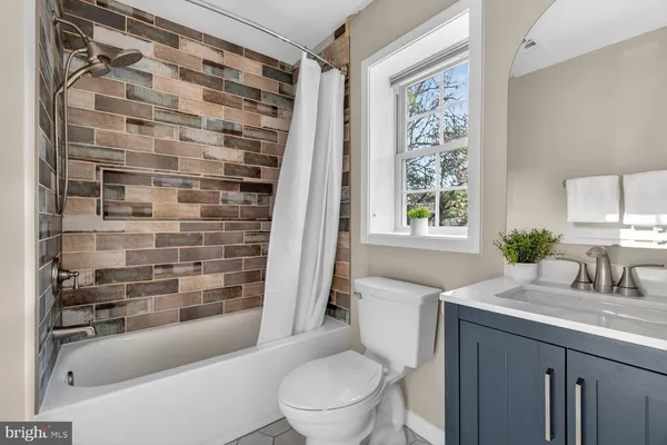 $735,000 | 6409 2nd Street, Alexandria, VA 22312