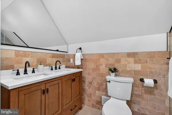 $735,000 | 6409 2nd Street, Alexandria, VA 22312