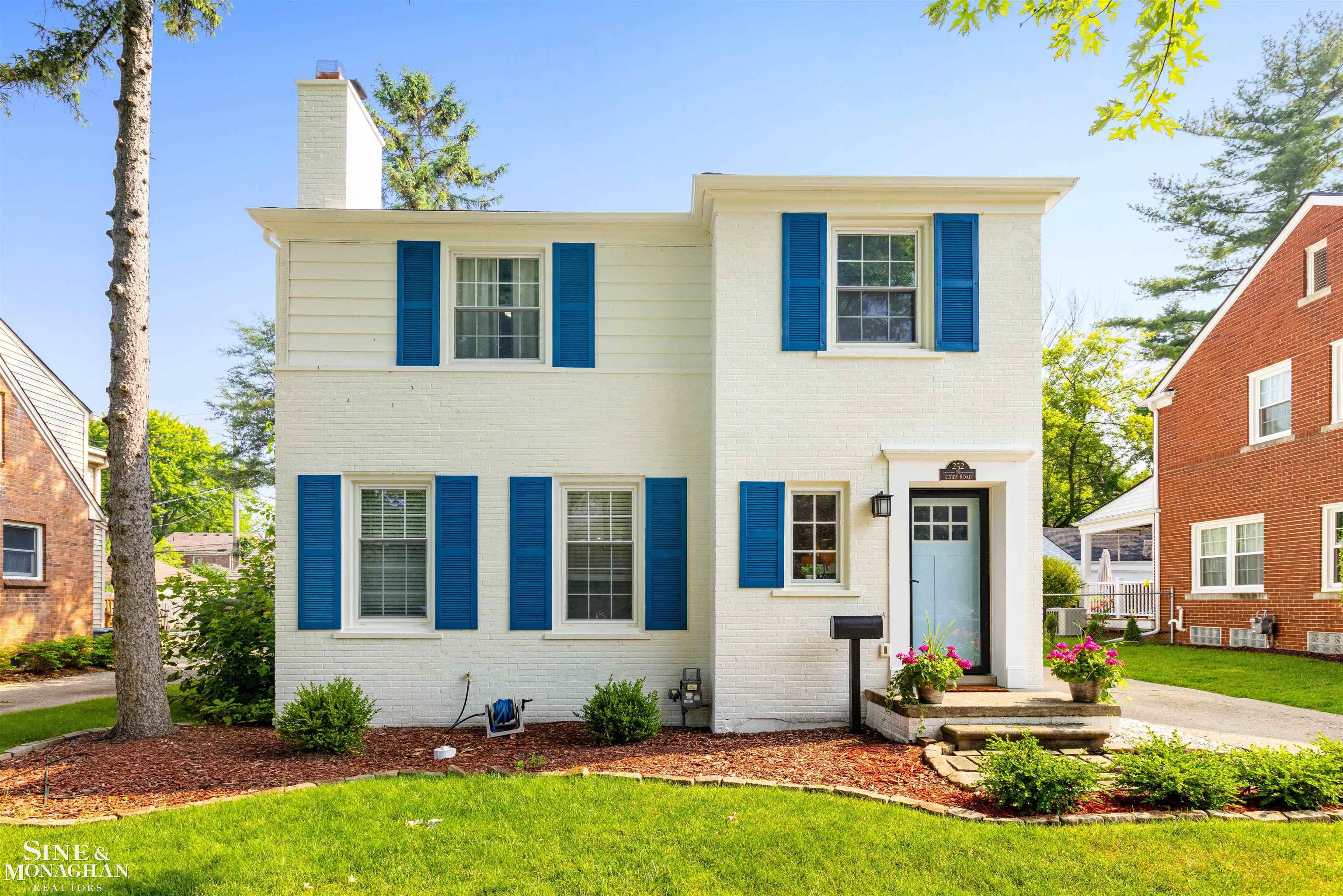 252 Kerby Road Grosse Pointe Farms, MI 48236 - Photo 1 of 40