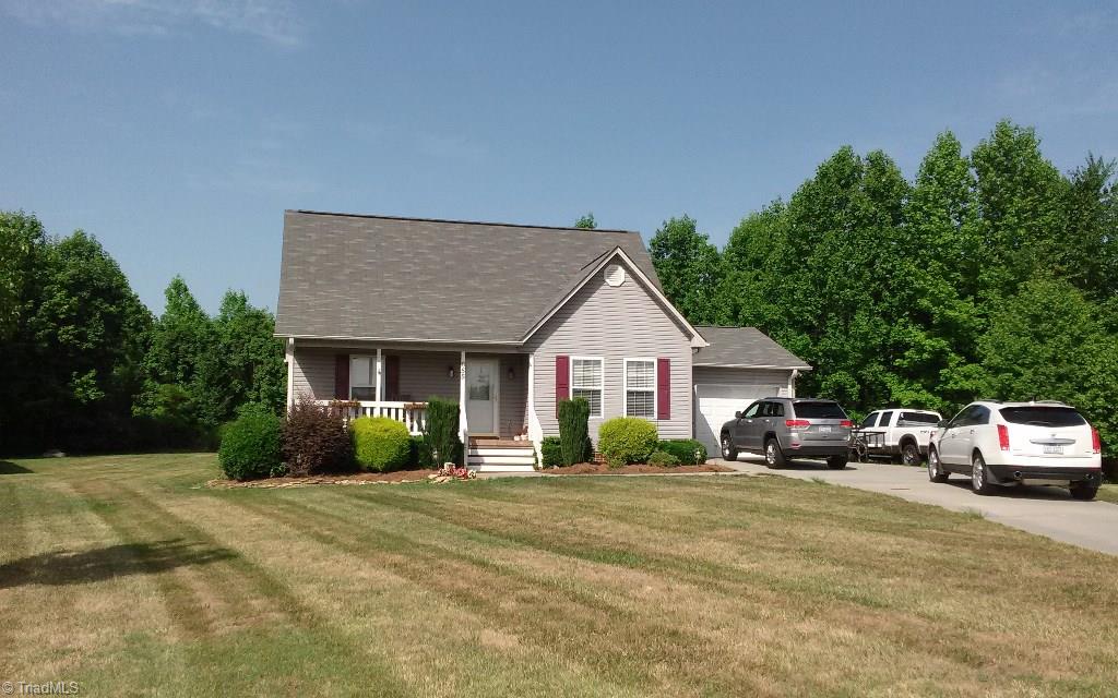 655 Sunset Ridge Lane Lexington, NC 27295 - Photo 2 of 24 Gallery Image 2