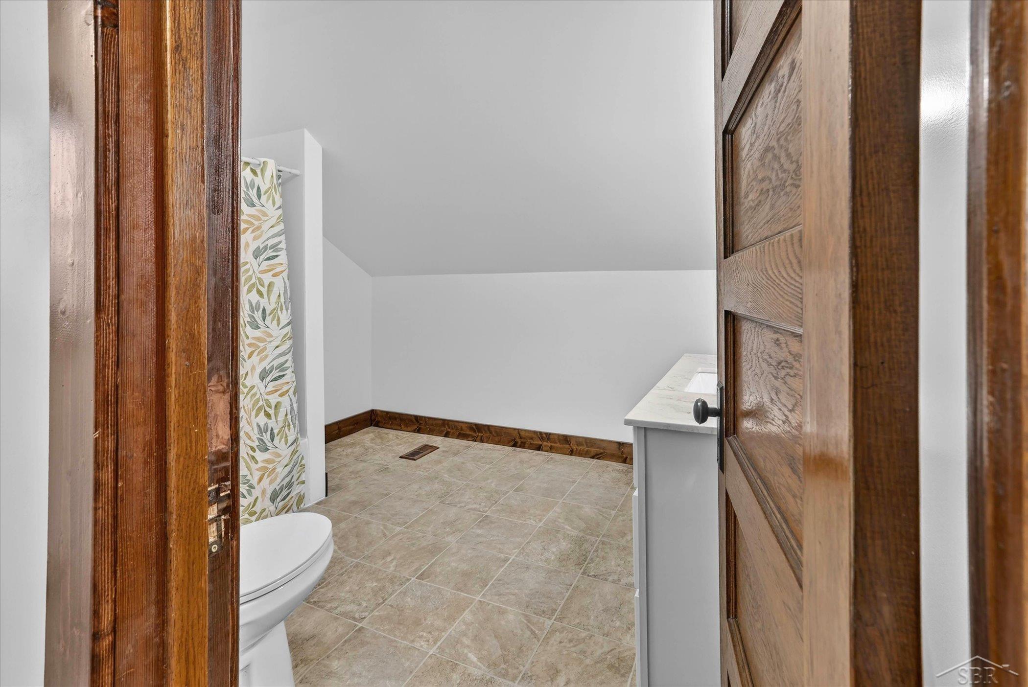 17 Union Street Sebewaing, MI 48759 - Photo 23 of 36