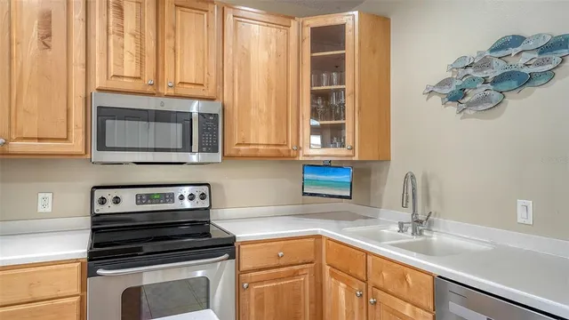 $1,219,000 | 221 17th Street North, Bradenton Beach, FL 34217